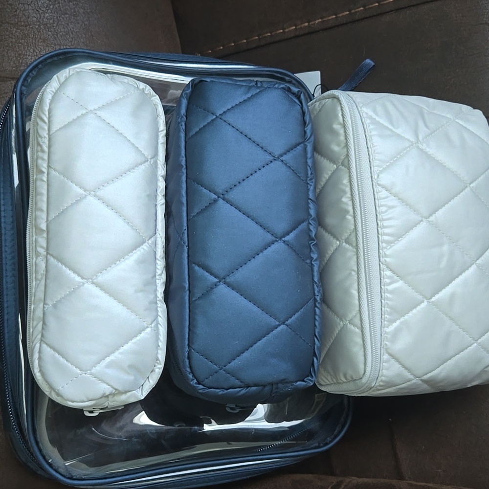 Vera Bradley Classic 4 pc Cosmetic  Organizer Set - Oyster Makeup Travel Kit NEW